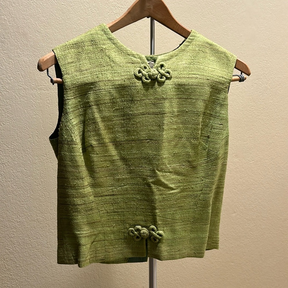 Vintage Green Spring Top